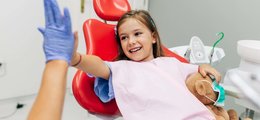 Acidolac artykuł - Jak przełamać strach dziecka przed dentystą?